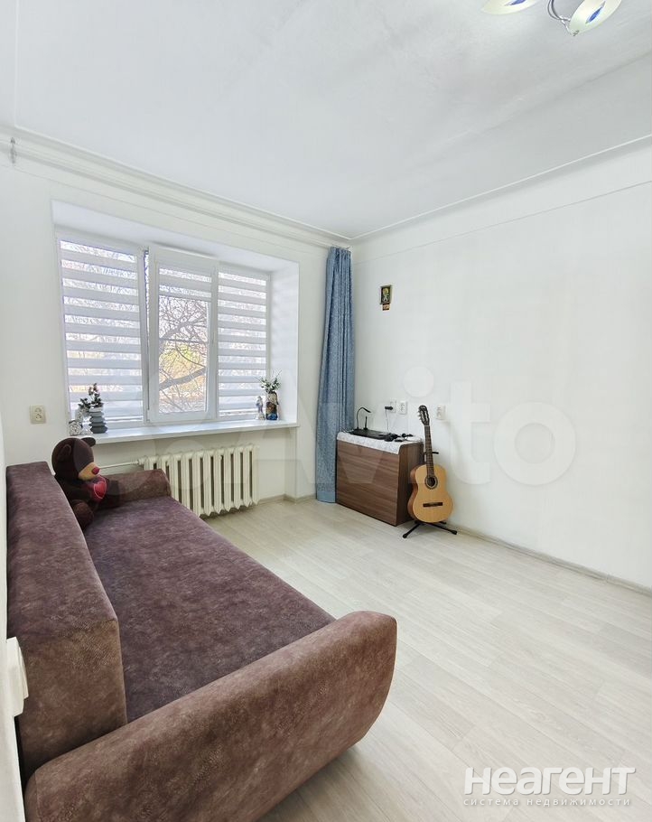 Продается 3-х комнатная квартира, 52,3 м²