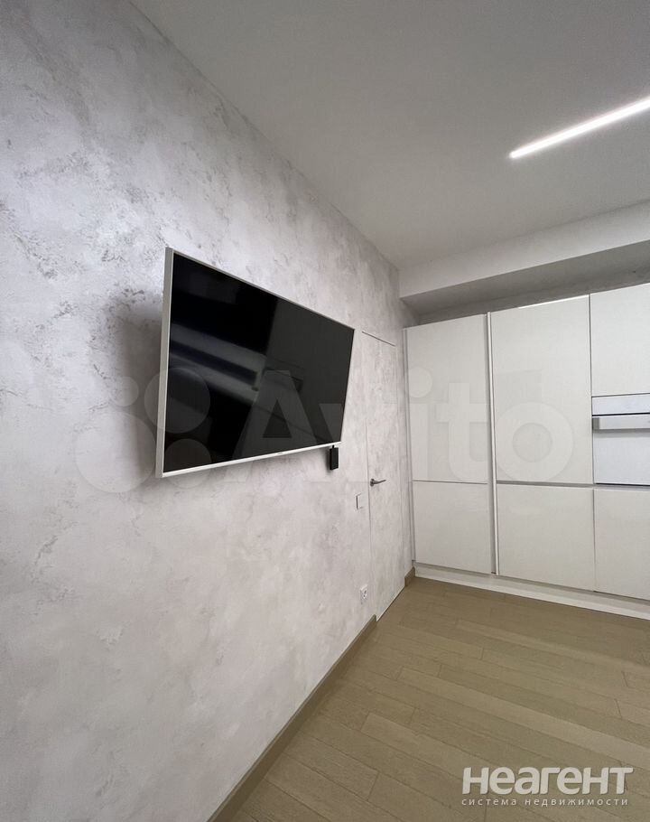 Продается 3-х комнатная квартира, 107 м²