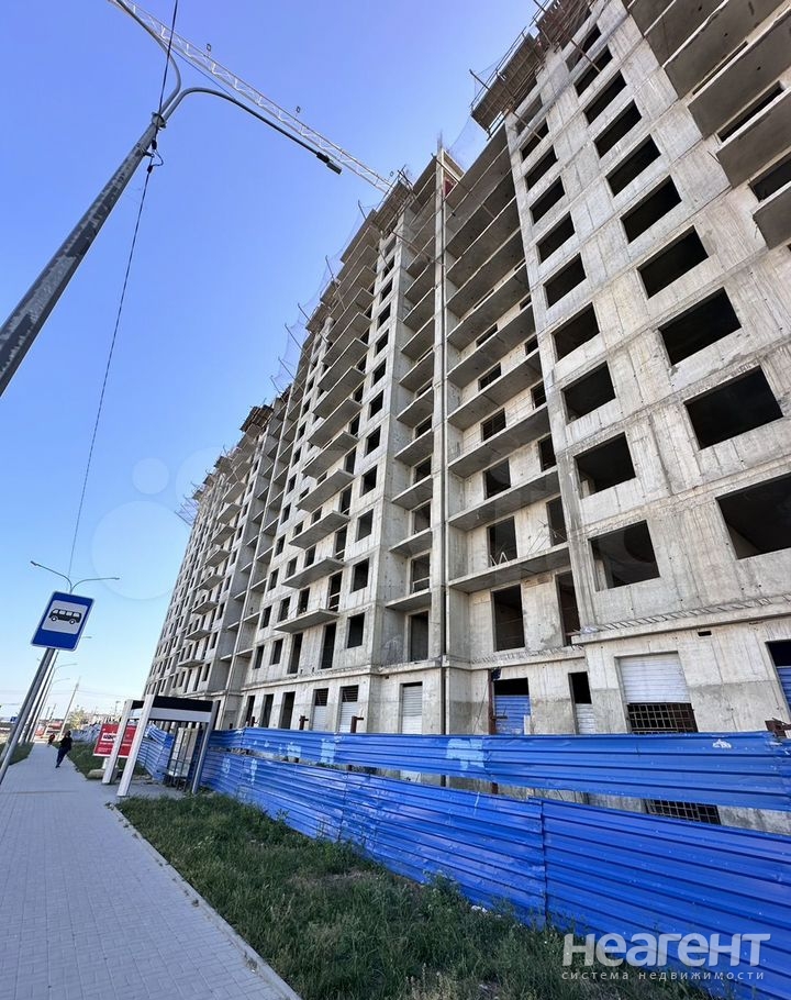 Продается 1-комнатная квартира, 38 м²