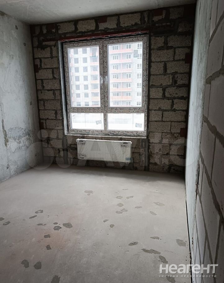 Продается 1-комнатная квартира, 37,5 м²