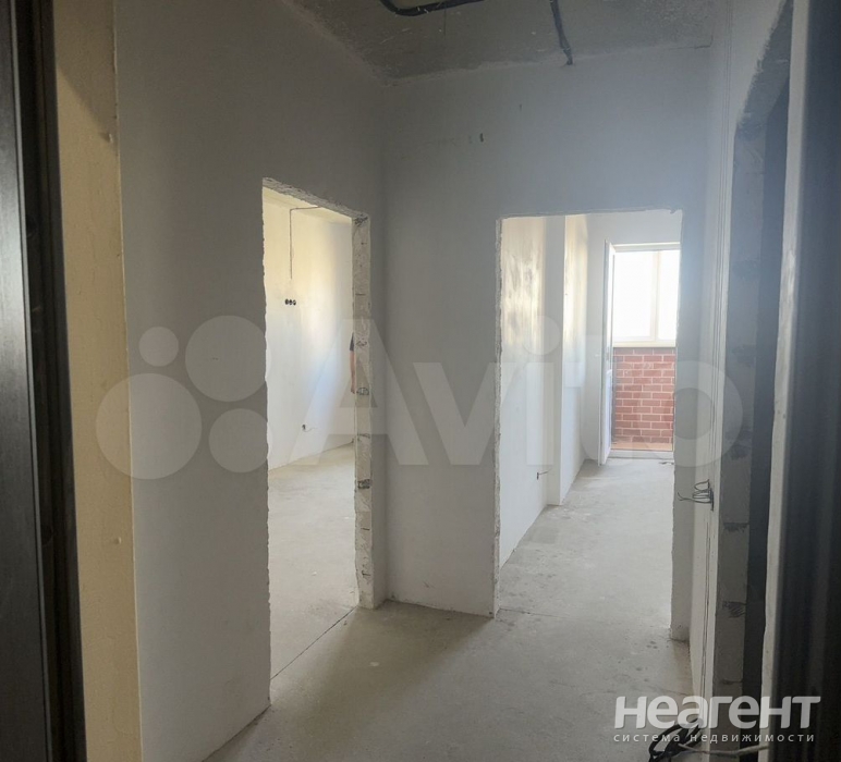 Продается 1-комнатная квартира, 35 м²