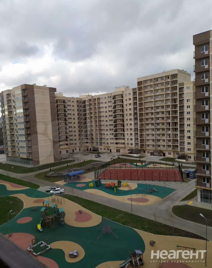 Продается 1-комнатная квартира, 36,8 м²