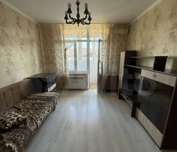 Продается 1-комнатная квартира, 43 м²