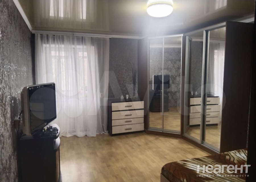 Продается 3-х комнатная квартира, 58 м²