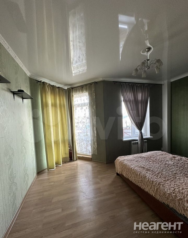 Продается 1-комнатная квартира, 40,7 м²