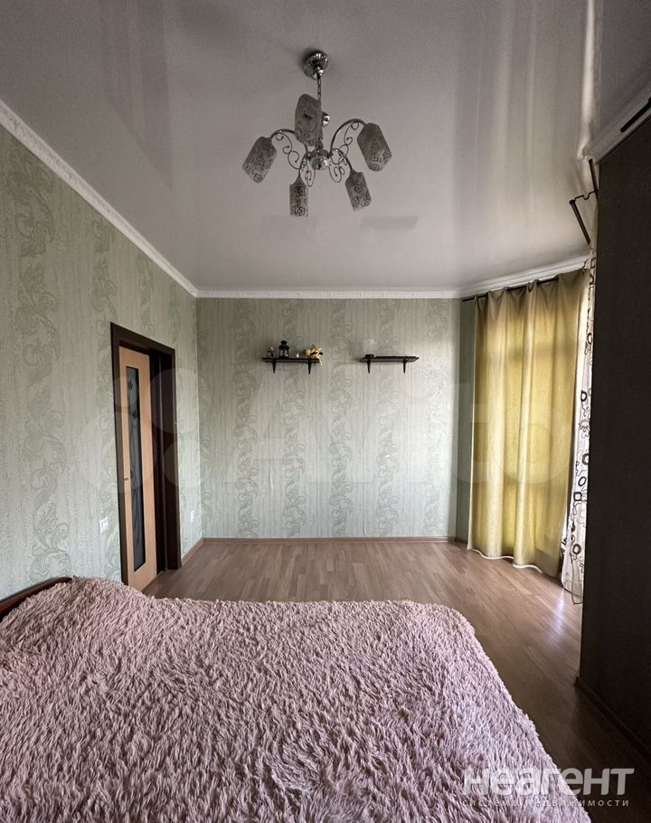 Продается 1-комнатная квартира, 40,7 м²