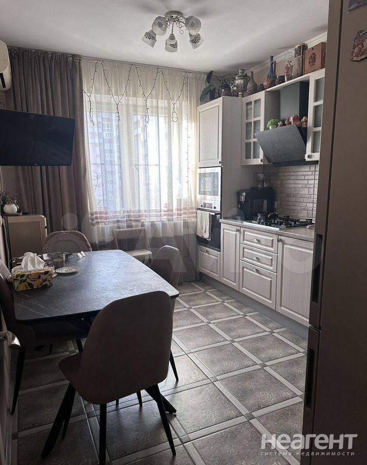 Продается 3-х комнатная квартира, 62 м²