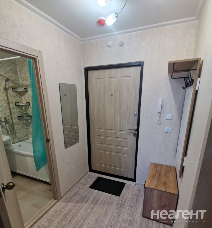 Сдается 1-комнатная квартира, 37 м²