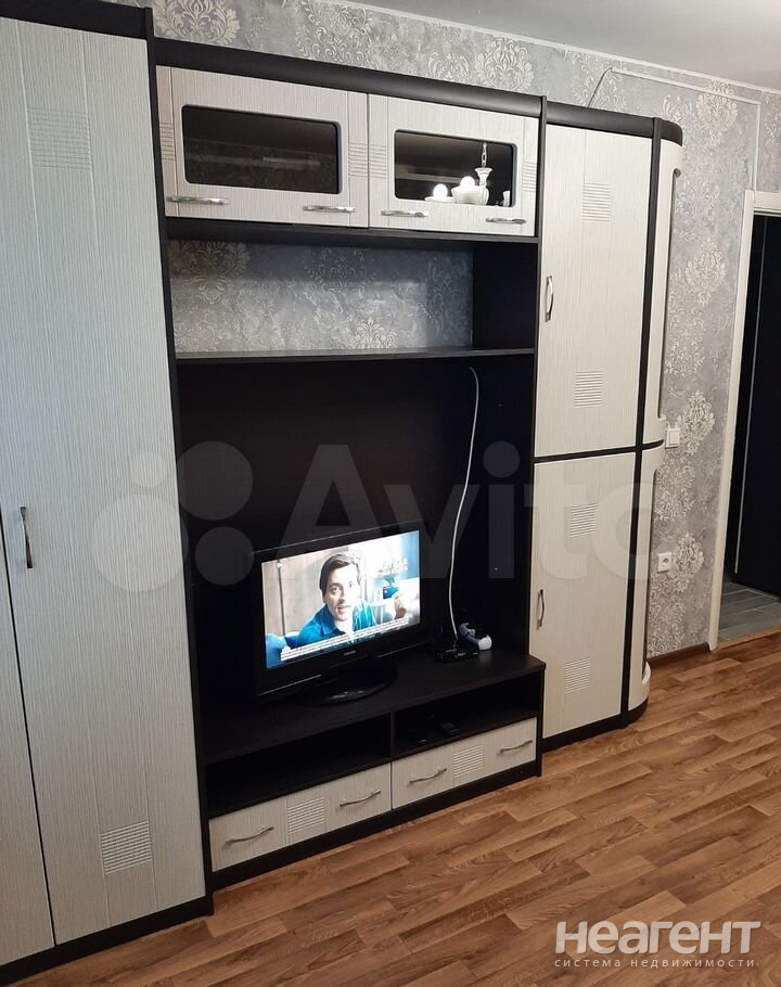 Сдается 1-комнатная квартира, 40 м²