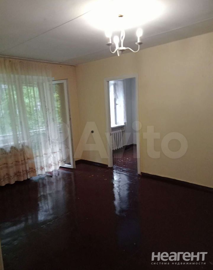 Продается 3-х комнатная квартира, 57 м²