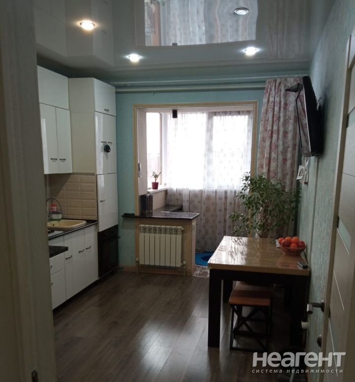 Продается 1-комнатная квартира, 43,5 м²