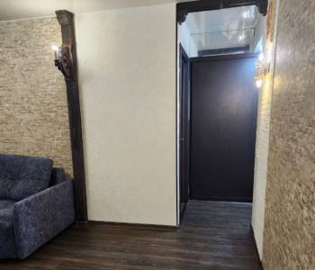 Продается 3-х комнатная квартира, 57 м²