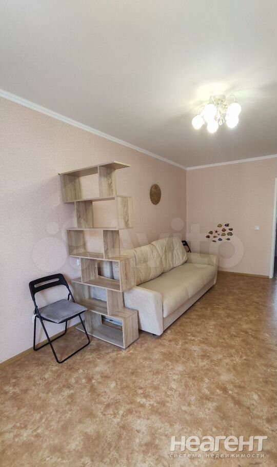 Сдается 1-комнатная квартира, 43,3 м²