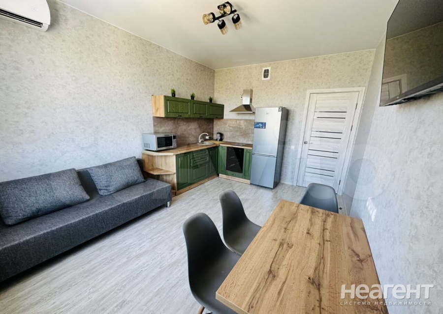 Сдается 1-комнатная квартира, 45 м²