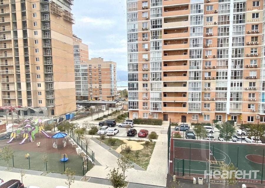 Сдается 1-комнатная квартира, 50 м²