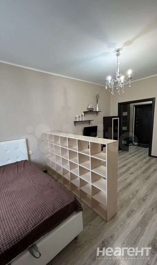 Сдается 1-комнатная квартира, 40 м²