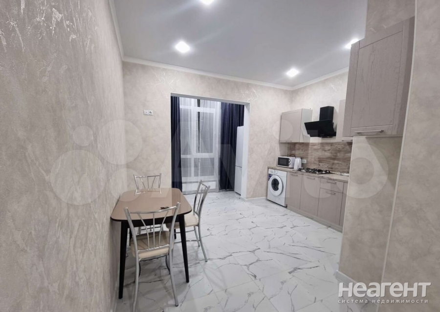 Сдается 1-комнатная квартира, 48,9 м²