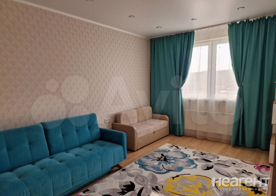 Сдается 1-комнатная квартира, 40 м²