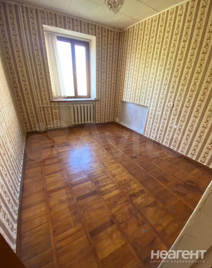 Продается 3-х комнатная квартира, 57,7 м²