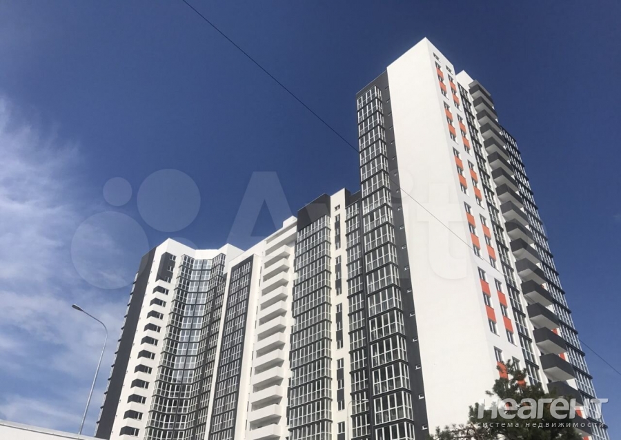 Продается 1-комнатная квартира, 43,3 м²