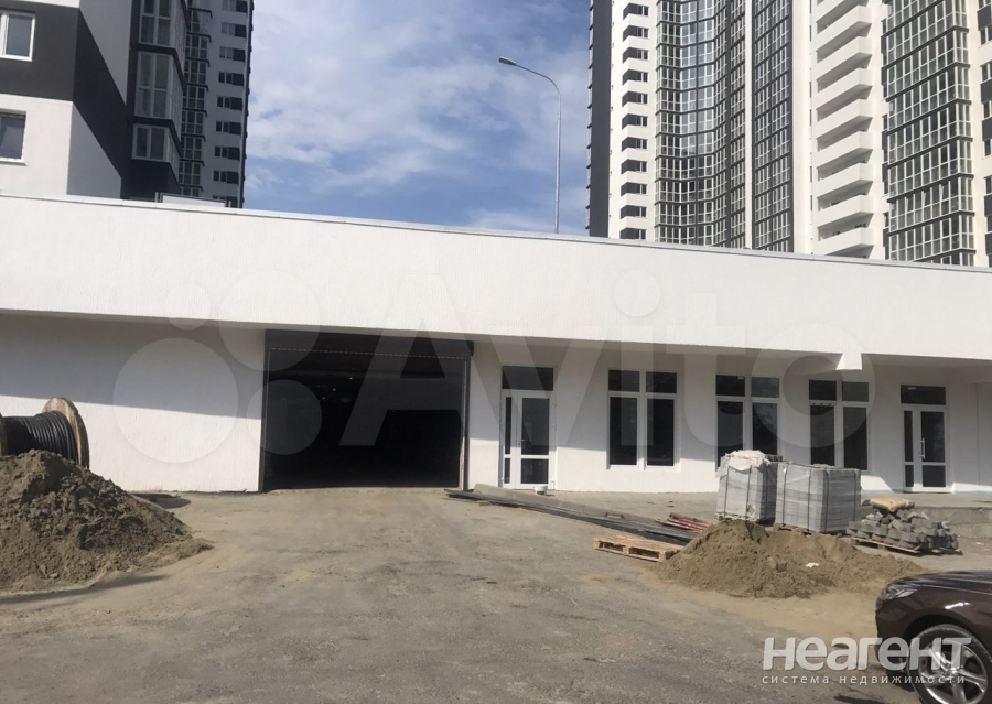 Продается 1-комнатная квартира, 43,3 м²