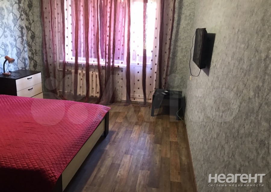 Сдается 1-комнатная квартира, 40 м²