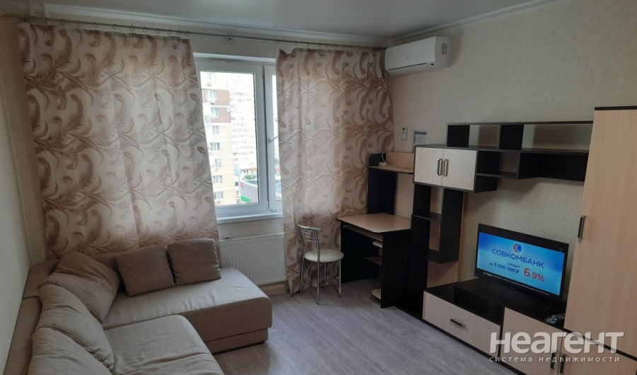 Сдается 1-комнатная квартира, 40 м²