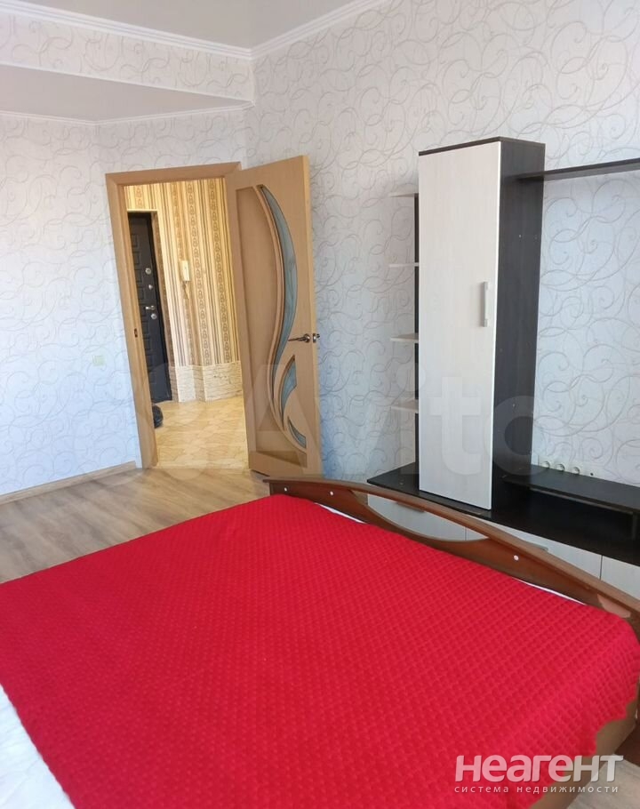 Продается 1-комнатная квартира, 33 м²