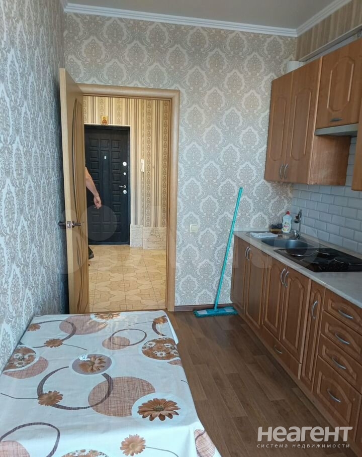 Продается 1-комнатная квартира, 33 м²