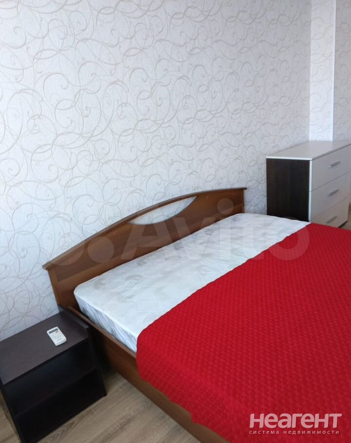 Продается 1-комнатная квартира, 33 м²