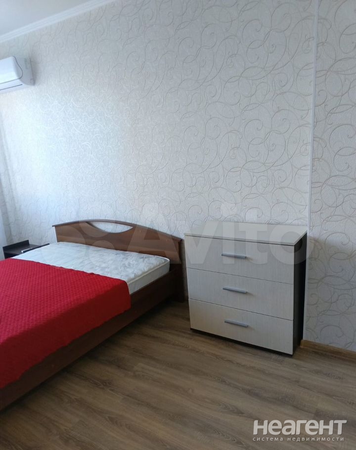 Продается 1-комнатная квартира, 33 м²