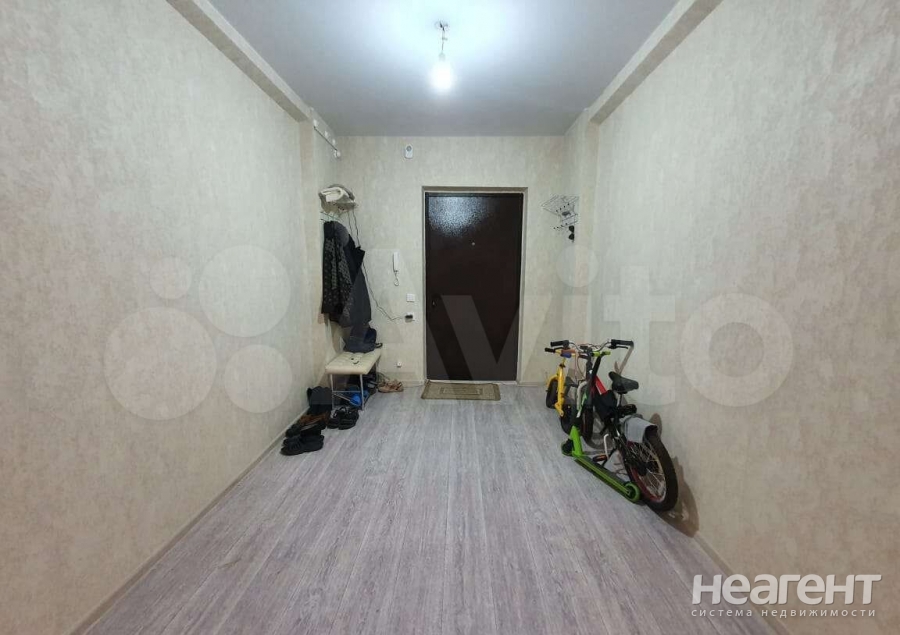 Продается 2-х комнатная квартира, 74 м²