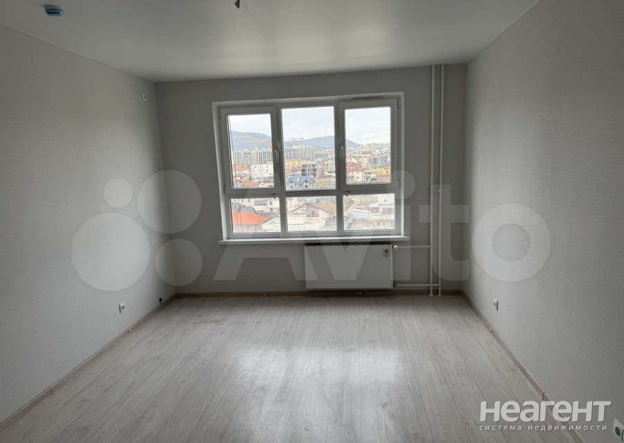 Сдается 1-комнатная квартира, 51 м²