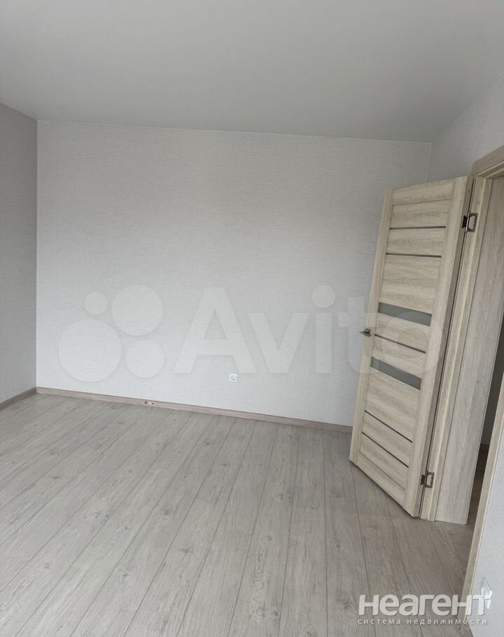 Сдается 1-комнатная квартира, 51 м²