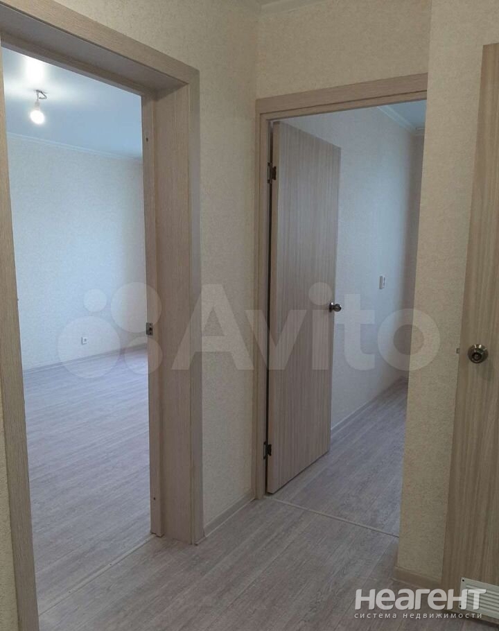 Сдается 1-комнатная квартира, 41 м²