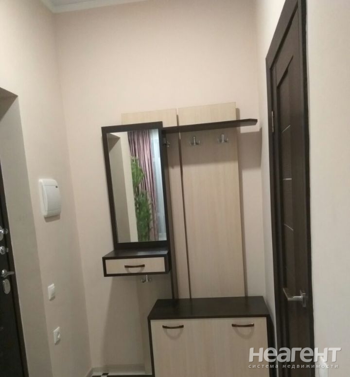 Продается 1-комнатная квартира, 49,2 м²