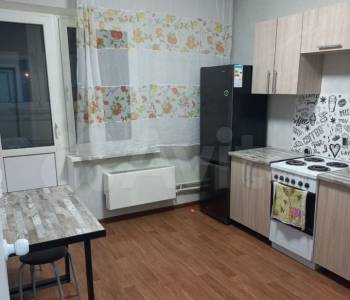 Сдается 1-комнатная квартира, 39 м²