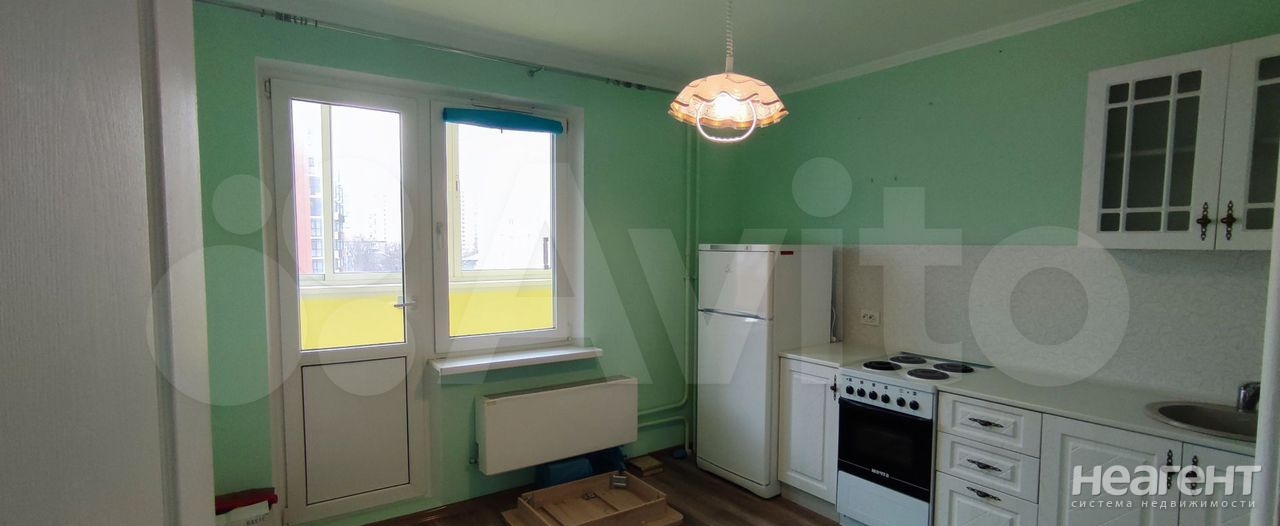 Продается 1-комнатная квартира, 37,4 м²