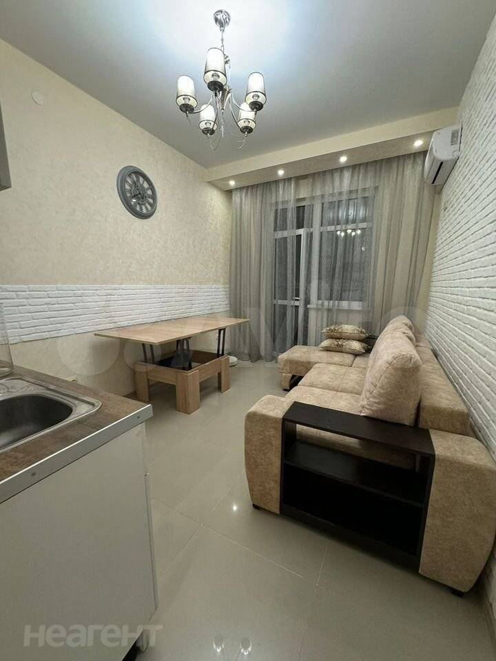 Сдается 1-комнатная квартира, 43,5 м²