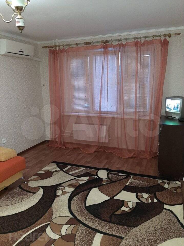 Сдается 1-комнатная квартира, 39 м²