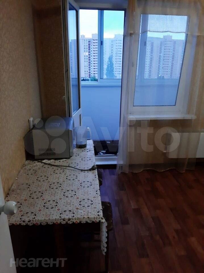 Сдается 1-комнатная квартира, 39 м²