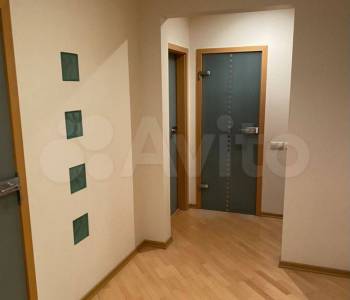 Продается Многокомнатная квартира, 142 м²