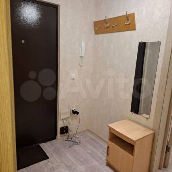 Сдается 1-комнатная квартира, 39 м²