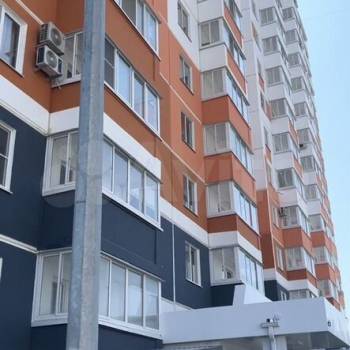 Продается 1-комнатная квартира, 32 м²