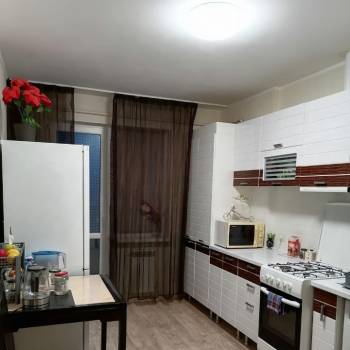 Продается 1-комнатная квартира, 45 м²