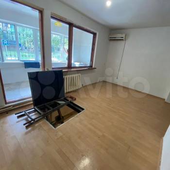 Продается 3-х комнатная квартира, 58 м²