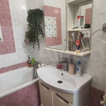 Продается 1-комнатная квартира, 41,2 м²