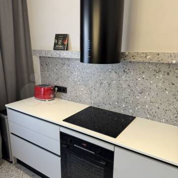 Продается 1-комнатная квартира, 47 м²
