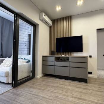 Продается 1-комнатная квартира, 47 м²