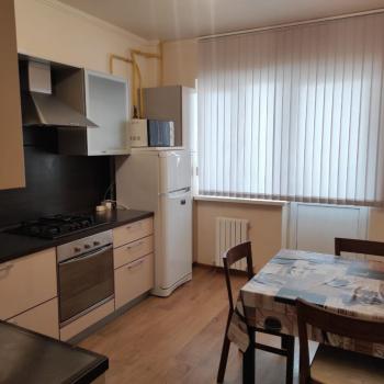 Сдается 1-комнатная квартира, 50,1 м²